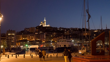 La Bonne Mère veille sur le Vieux Port